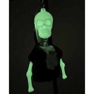 NEW Bath & Body Works Pocketbac Halloween Glow Skeleton & Hand Sanitizer